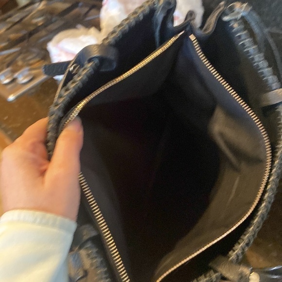 BLACK leather Vince Camino purse handbag woven design top and fringe accent - Picture 7 of 9